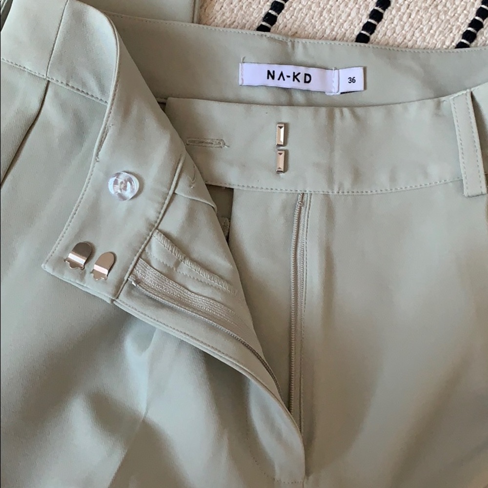 New NA-KD Straight Suit Pants Trousers - Green - Picture 8 of 11